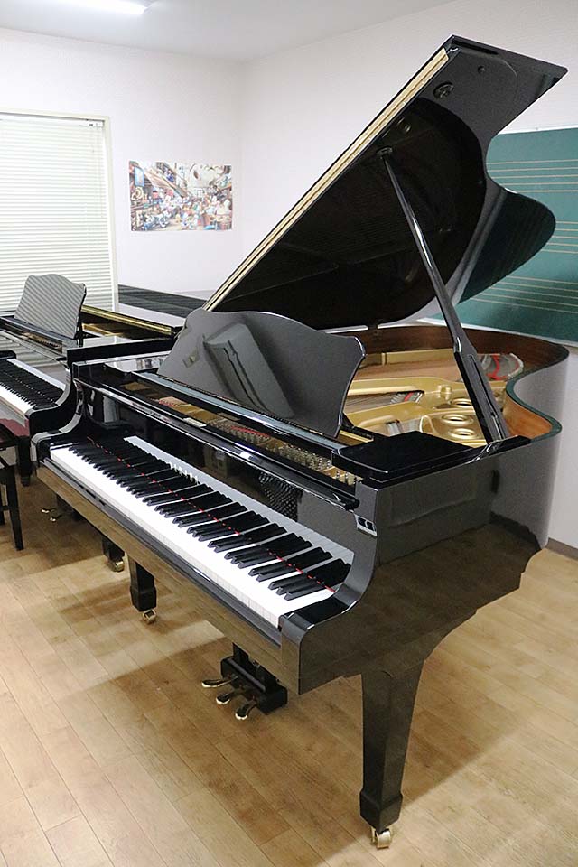 グランドピアノトピアノ