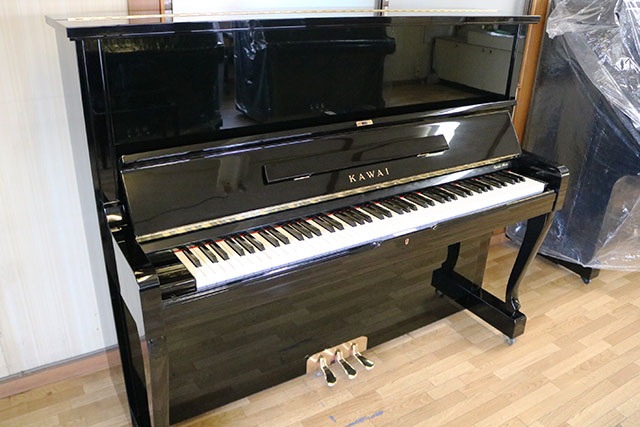 アップライトピアノ