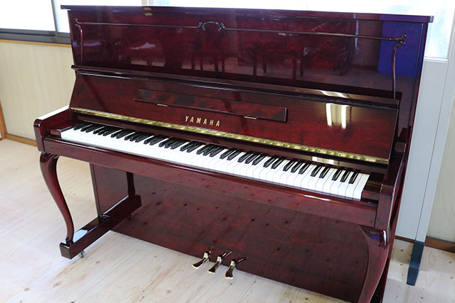 アップライトピアノ