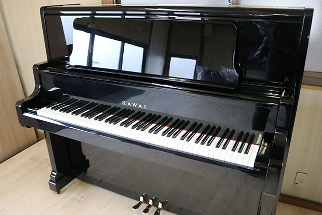 アップライトピアノ