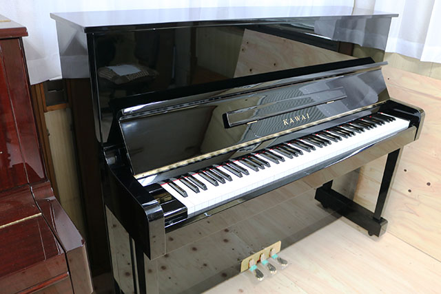 アップライトピアノ