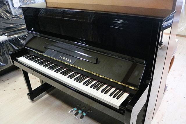 アップライトピアノ