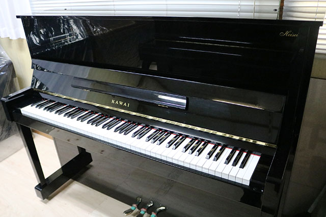 アップライトピアノ